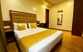 Hotel Pearl'S Bkc Inn- Near Trade Centre, Visa Consulate